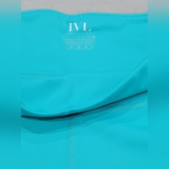 IVL Collective Hydrasculpt Bike Shorts Teal Blue Size 12 NWT - Picture 10 of 10
